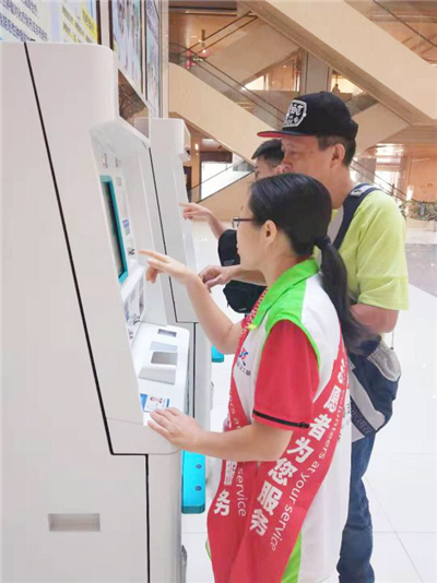 暖心！祈福医院志愿服务队正式“上岗”，市民就医更轻松！